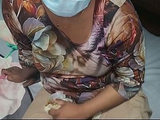 I found my neighbor'_s aunt alone and fucked her.